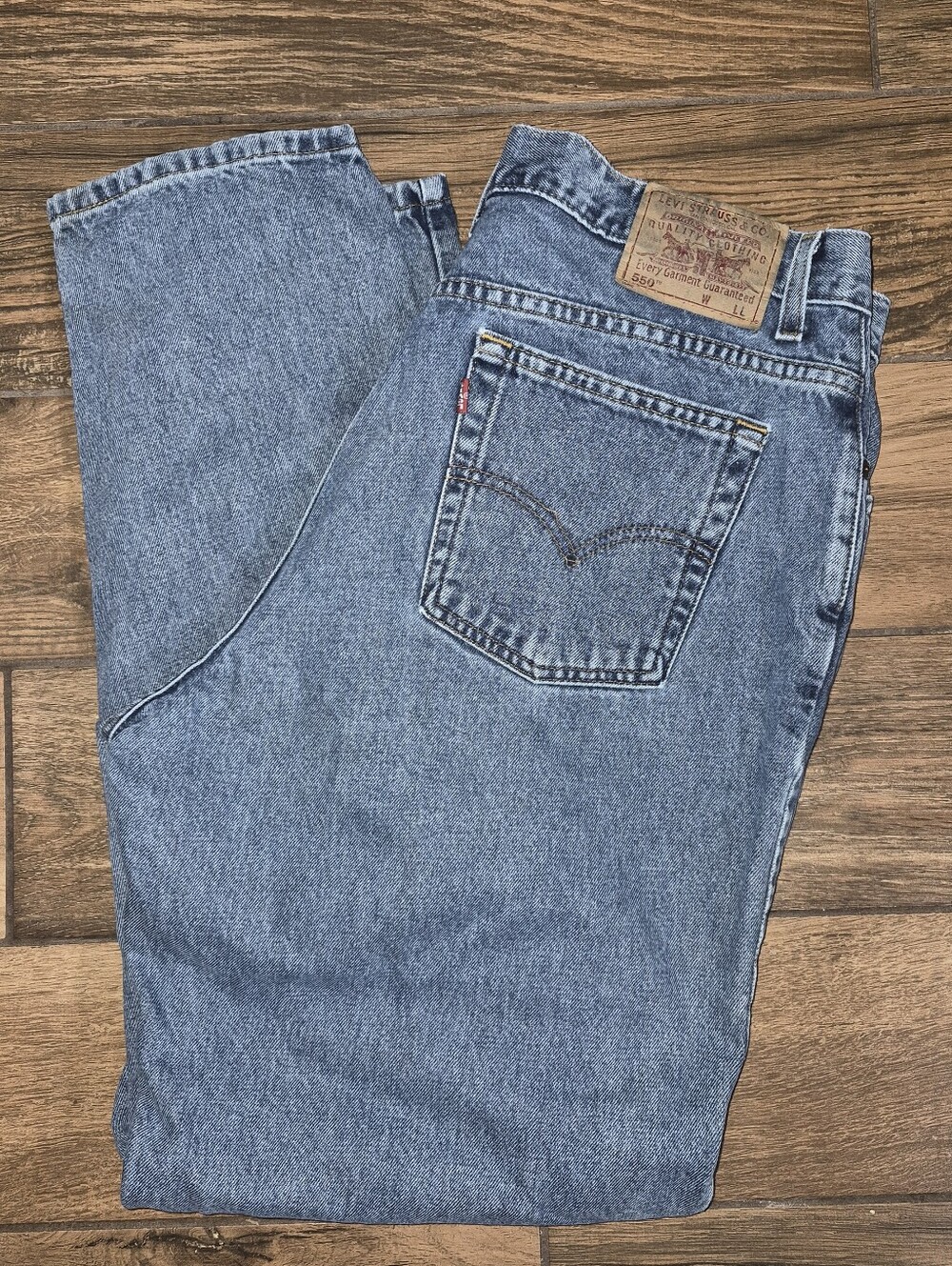 Levi's Men's Medium Blue Relaxed Jeans
